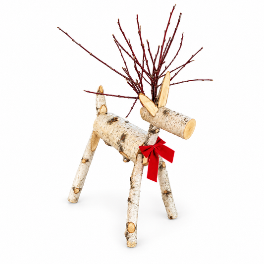 Renne rustique en bois sur fond blanc